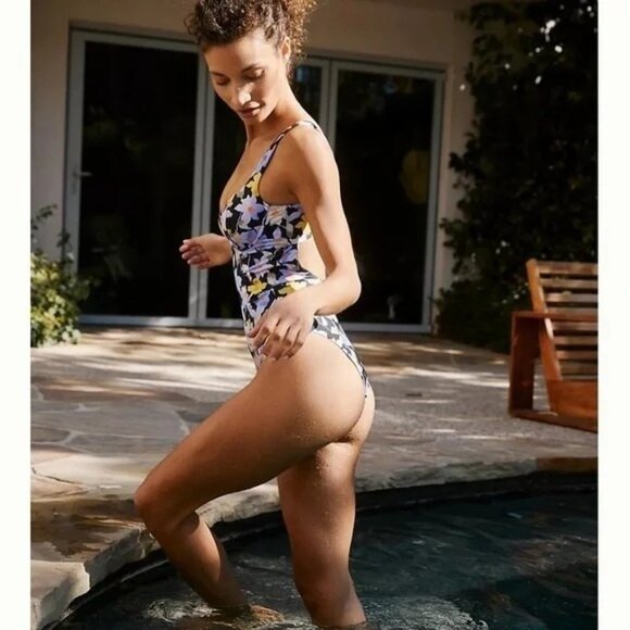 Anthropologie L Space Nicolette One-Piece Swimsuit - Picture 3 of 12